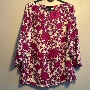 Banana Republic Purple White Floral 3/4 Sleeve Round Neck